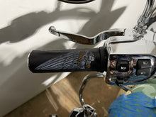 Load image into Gallery viewer, Grip Covers - Artabyss Indian Tank Emblem Art