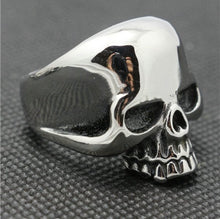 Load image into Gallery viewer, Keith Richards Skull Ring