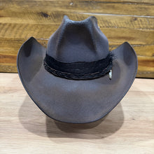 Load image into Gallery viewer, The Invictus Hat