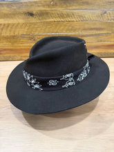 Load image into Gallery viewer, The Gangster Folded Crown Fedora, Black Felt, Choose The Color Of Bandana