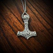 Load image into Gallery viewer, Mjölnir Pendant Necklace With Woven Relief On Both Sides