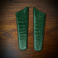 Load image into Gallery viewer, Leather Saddlebag Emblem/Protection, Alligator Print