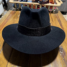 Load image into Gallery viewer, Hat Band, Alligator Print, Black
