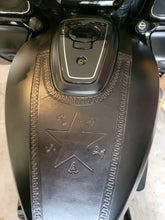 Load image into Gallery viewer, Tank Bib - Fits Indian Challenger and Pursuit Custom Art, Black