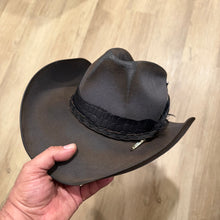 Load image into Gallery viewer, The Invictus Hat
