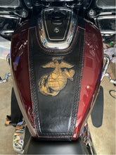Load image into Gallery viewer, Tank Bib - Fits Indian Challenger and Pursuit Custom Art, Black