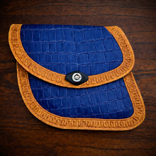 Load image into Gallery viewer, Swing Arm Bag - Fits Indian Scout &amp; Chief Models, With Alligator Print, On Indian Tan Leather