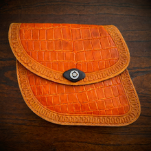 Load image into Gallery viewer, Swing Arm Bag - Fits Indian Scout &amp; Chief Models, With Alligator Print, On Indian Tan Leather