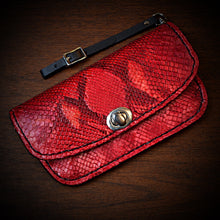 Load image into Gallery viewer, Clutch - Genuine Python, Red