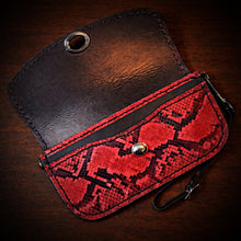 Load image into Gallery viewer, Clutch - Genuine Python, Red