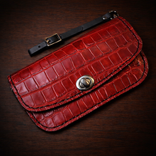 Load image into Gallery viewer, Clutch - Genuine American Alligator, Red
