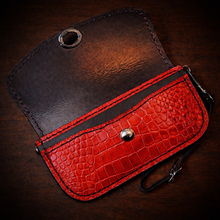 Load image into Gallery viewer, Clutch - Genuine American Alligator, Red