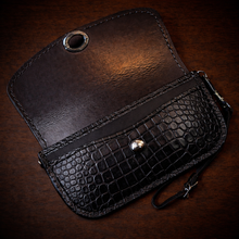 Load image into Gallery viewer, Clutch - Genuine American Alligator, Black