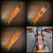 Load image into Gallery viewer, Tank Bib - Fits Indian Scout w/ Pouch - Custom Art, Indian Tan