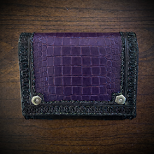 Load image into Gallery viewer, Motorcycle Windshield Bag - Alligator Print With Different Colors To Choose, On Black Leather, Customized To Fit Any Bike