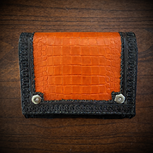 Load image into Gallery viewer, Motorcycle Windshield Bag - Alligator Print With Different Colors To Choose, On Black Leather, Customized To Fit Any Bike
