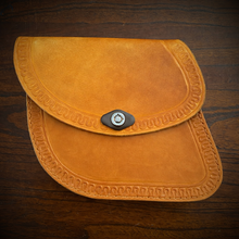Load image into Gallery viewer, Swing Arm Bag - Fits Indian Scout &amp; Chief Models, Custom Art, Indian Tan