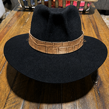Load image into Gallery viewer, Hat Band, Alligator Print, Tan