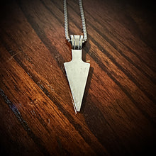 Load image into Gallery viewer, Arrowhead Pendant Necklace