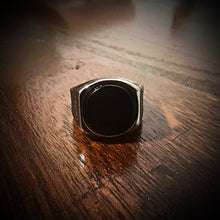 Load image into Gallery viewer, Signet Ring￼