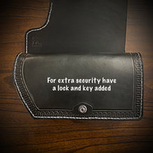 Load image into Gallery viewer, Heat shield for Harley Davidson, with pouch, Black, Custom Art