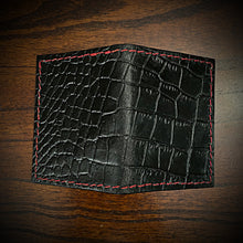 Load image into Gallery viewer, Minimalist Wallet, Embossed Alligator, (ships now)