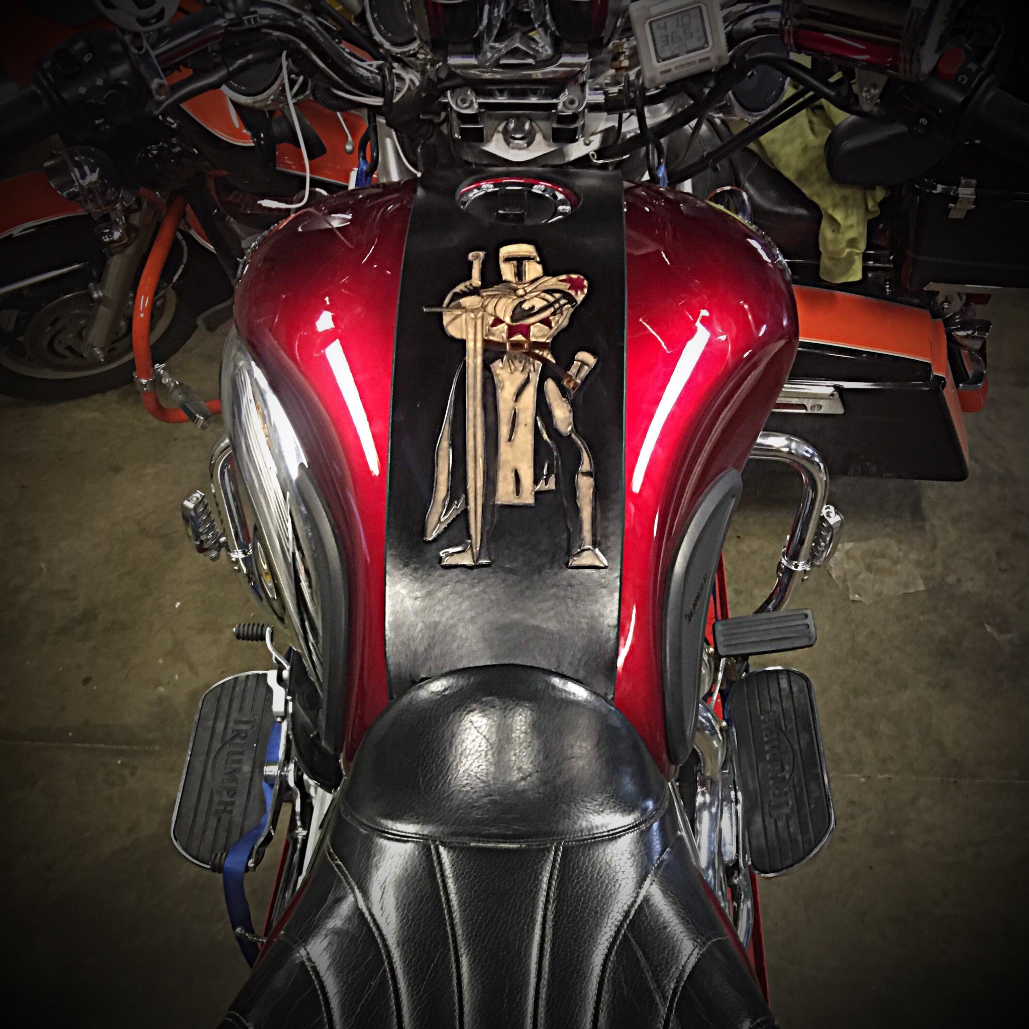 Custom Leather Gas Tank Panel Bib Harley Davidson Softail Custom Leather Gas Tank Panel Bib Harley Davidson Softail