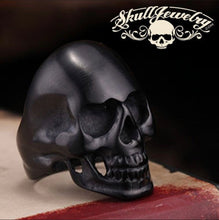 Load image into Gallery viewer, Back in Black Skull Ring